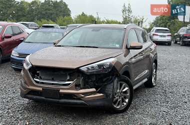 Позашляховик / Кросовер Hyundai Tucson 2017 в 