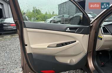 Позашляховик / Кросовер Hyundai Tucson 2017 в 