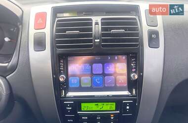 Позашляховик / Кросовер Hyundai Tucson 2009 в 