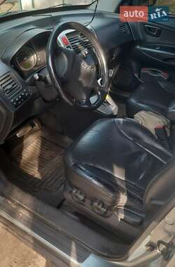 Позашляховик / Кросовер Hyundai Tucson 2006 в 