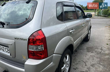 Внедорожник / Кроссовер Hyundai Tucson 2008 в 