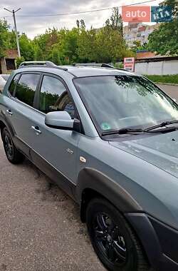 Внедорожник / Кроссовер Hyundai Tucson 2007 в 