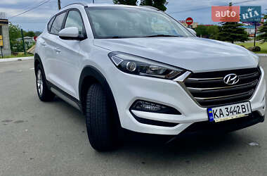Внедорожник / Кроссовер Hyundai Tucson 2016 в Киеве
