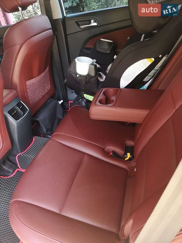 Позашляховик / Кросовер Hyundai Tucson 2017 в Полтаві