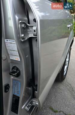 Позашляховик / Кросовер Hyundai Tucson 2006 в 