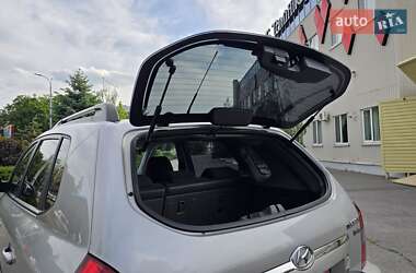 Позашляховик / Кросовер Hyundai Tucson 2006 в 