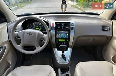 Внедорожник / Кроссовер Hyundai Tucson 2008 в 