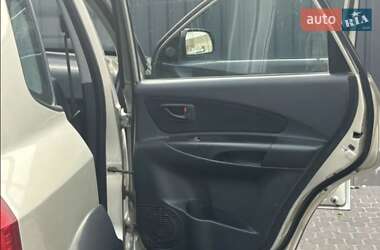 Позашляховик / Кросовер Hyundai Tucson 2008 в 
