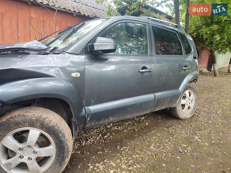 Внедорожник / Кроссовер Hyundai Tucson 2007 в 