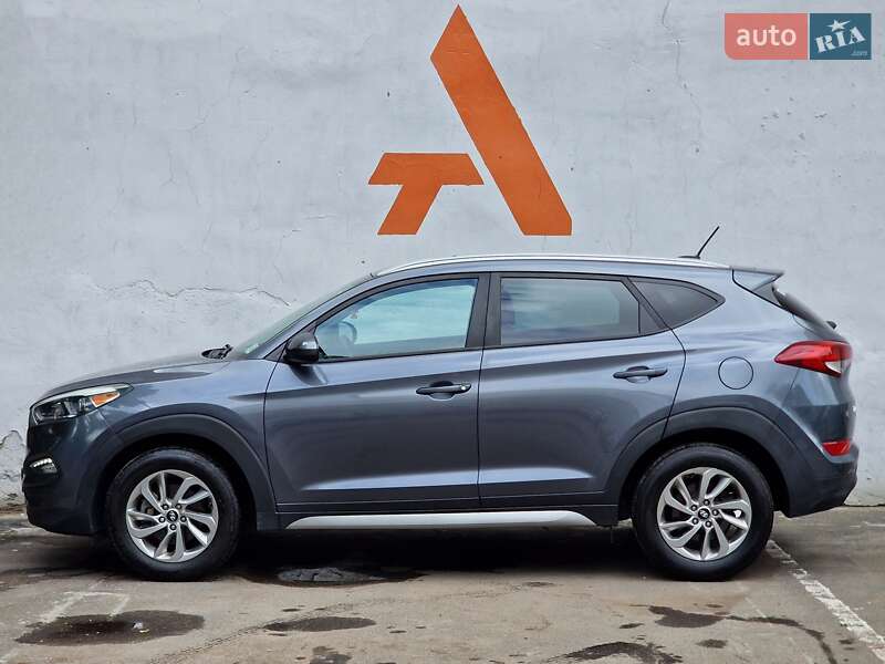 Позашляховик / Кросовер Hyundai Tucson 2016 в Одесі