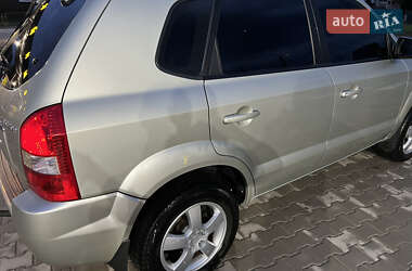 Внедорожник / Кроссовер Hyundai Tucson 2007 в 