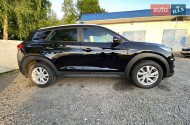 Внедорожник / Кроссовер Hyundai Tucson 2019 в 