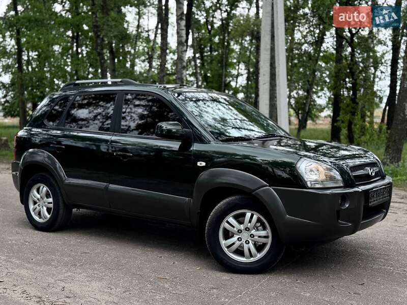 Позашляховик / Кросовер Hyundai Tucson 2008 в 