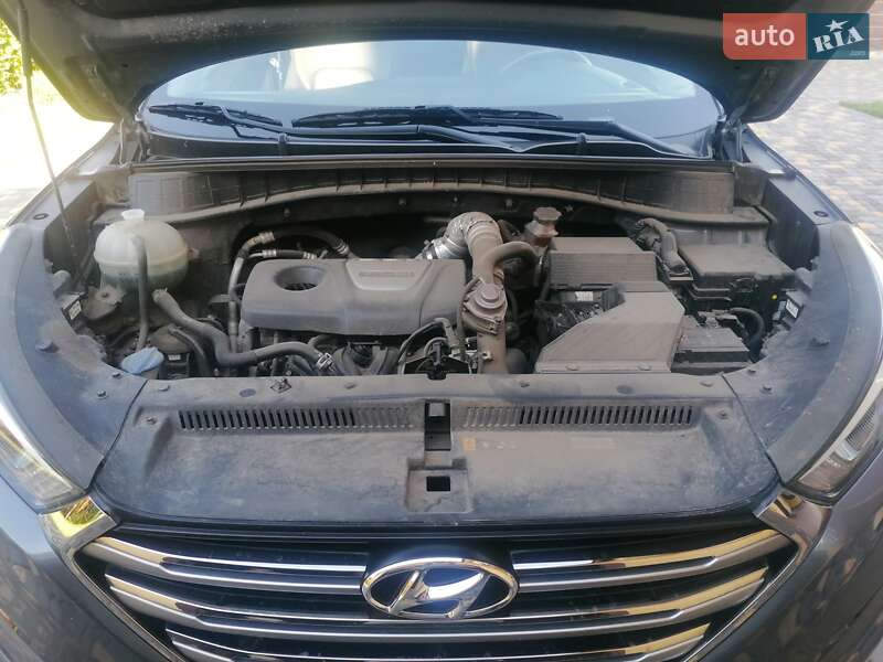 Позашляховик / Кросовер Hyundai Tucson 2017 в Дніпрі фото 15 Позашляховик / Кросовер Hyundai Tucson 2017 в Дніпрі