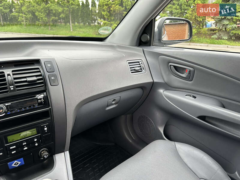 Позашляховик / Кросовер Hyundai Tucson 2005 в Тернополі
