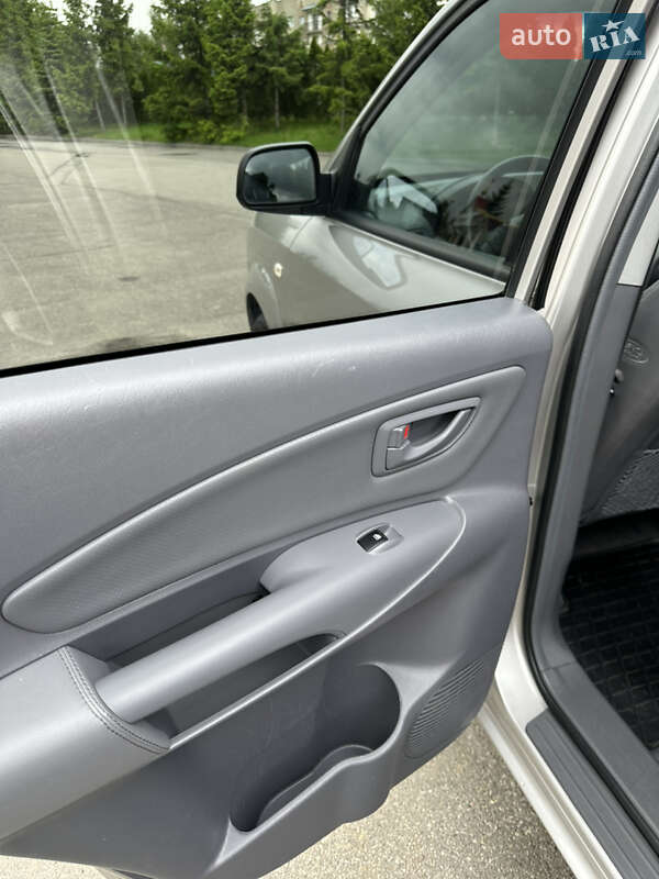 Позашляховик / Кросовер Hyundai Tucson 2005 в Тернополі