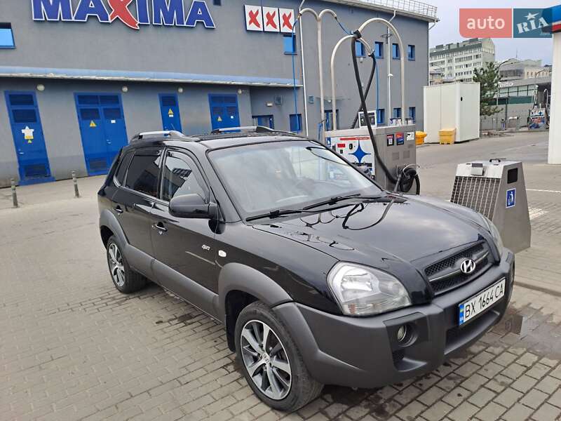 Внедорожник / Кроссовер Hyundai Tucson 2008 в Калуше