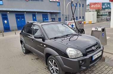 Внедорожник / Кроссовер Hyundai Tucson 2008 в 