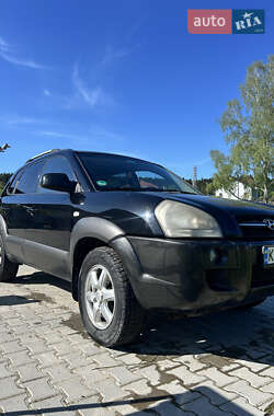 Внедорожник / Кроссовер Hyundai Tucson 2005 в 