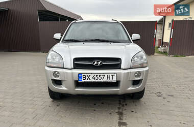 Внедорожник / Кроссовер Hyundai Tucson 2006 в 
