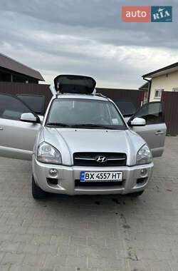 Внедорожник / Кроссовер Hyundai Tucson 2006 в 