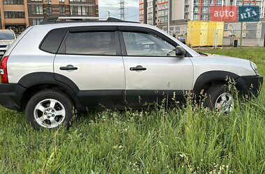 Позашляховик / Кросовер Hyundai Tucson 2008 в 
