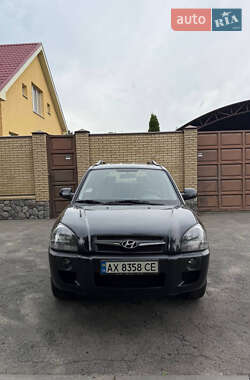 Позашляховик / Кросовер Hyundai Tucson 2010 в 