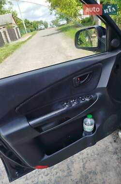 Внедорожник / Кроссовер Hyundai Tucson 2007 в 