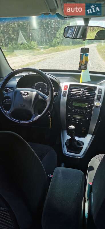 Внедорожник / Кроссовер Hyundai Tucson 2007 в 