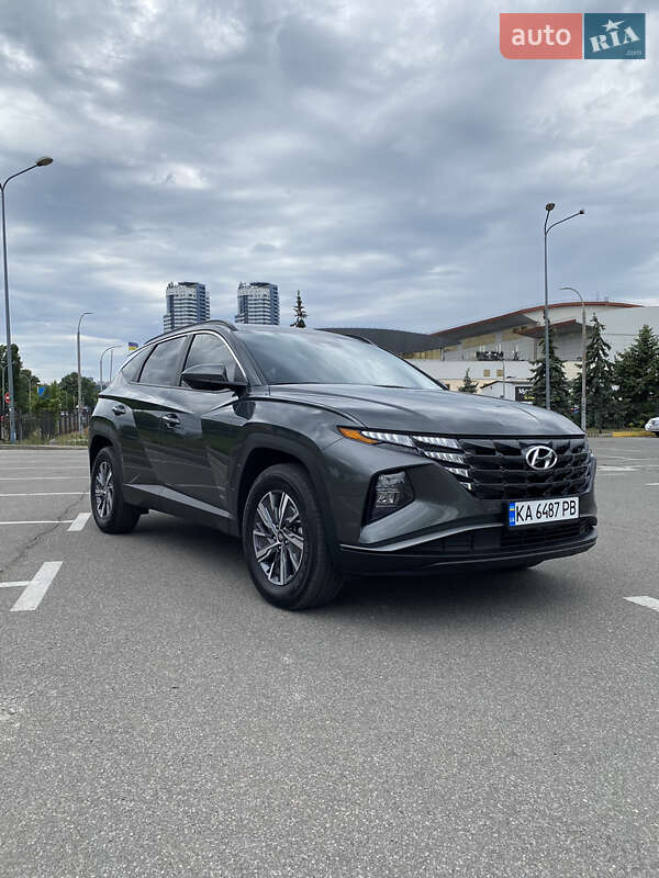 Позашляховик / Кросовер Hyundai Tucson 2024 в 