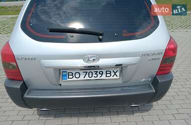Позашляховик / Кросовер Hyundai Tucson 2011 в 