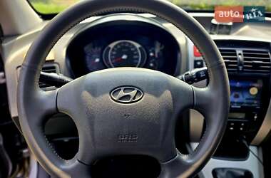 Внедорожник / Кроссовер Hyundai Tucson 2007 в 