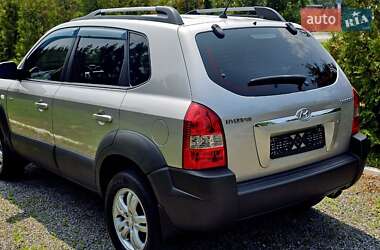 Внедорожник / Кроссовер Hyundai Tucson 2007 в 