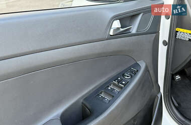 Внедорожник / Кроссовер Hyundai Tucson 2019 в 