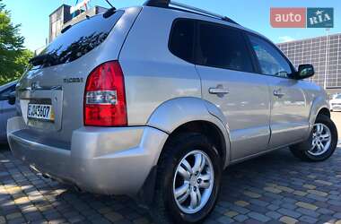 Внедорожник / Кроссовер Hyundai Tucson 2007 в 