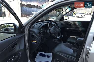Внедорожник / Кроссовер Hyundai Tucson 2007 в 