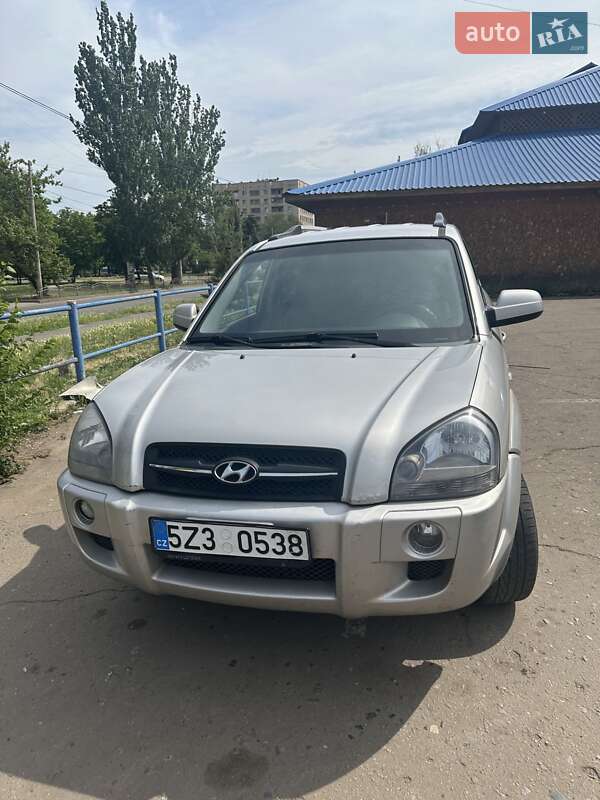 Внедорожник / Кроссовер Hyundai Tucson 2007 в 