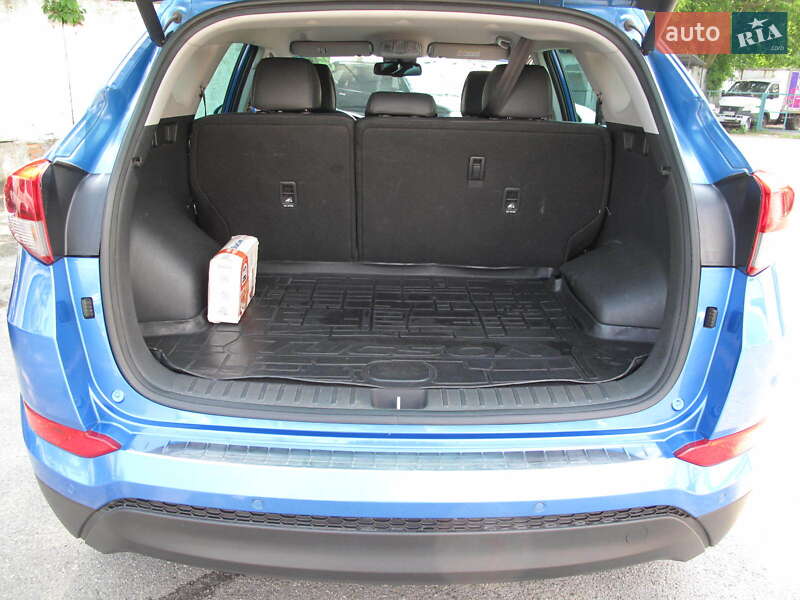 Внедорожник / Кроссовер Hyundai Tucson 2017 в Киеве