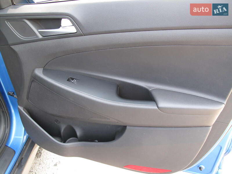 Внедорожник / Кроссовер Hyundai Tucson 2017 в Киеве