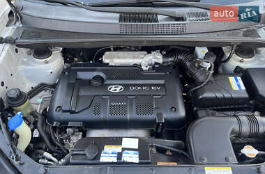 Внедорожник / Кроссовер Hyundai Tucson 2007 в 