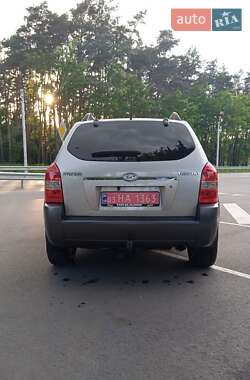 Внедорожник / Кроссовер Hyundai Tucson 2007 в 