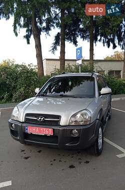 Внедорожник / Кроссовер Hyundai Tucson 2007 в 