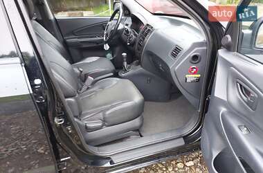 Позашляховик / Кросовер Hyundai Tucson 2006 в 