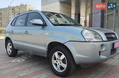 Внедорожник / Кроссовер Hyundai Tucson 2005 в 