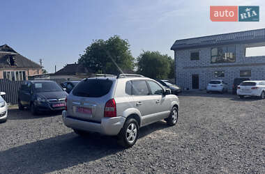 Внедорожник / Кроссовер Hyundai Tucson 2006 в 