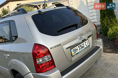 Внедорожник / Кроссовер Hyundai Tucson 2008 в 