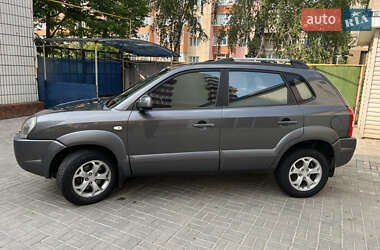 Внедорожник / Кроссовер Hyundai Tucson 2008 в 