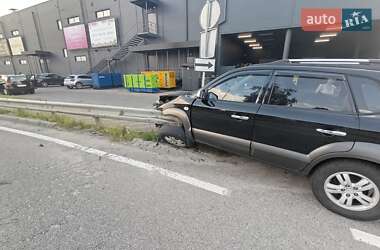 Внедорожник / Кроссовер Hyundai Tucson 2006 в 