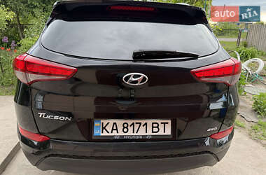 Внедорожник / Кроссовер Hyundai Tucson 2017 в 