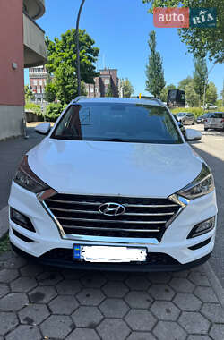 Внедорожник / Кроссовер Hyundai Tucson 2018 в 
